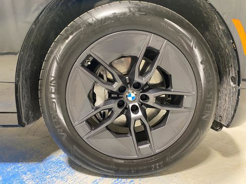 Used 2026 BMW iX xDrive45 w/ Executive Package image 28