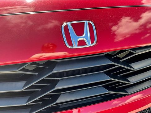 Used 2024 Honda HR-V Sport image 35