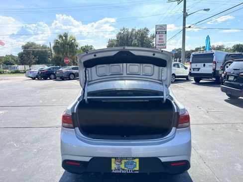 Used 2020 Kia Rio LX FWD image 6