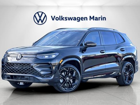 New 2026 Volkswagen Tiguan SE R-Line image 1