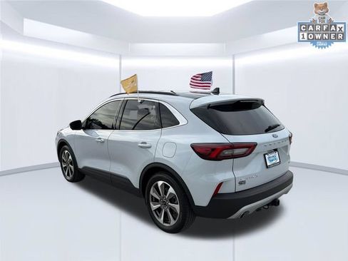 Certified 2025 Ford Escape Platinum w/ Premium Technology Package FWD image 6