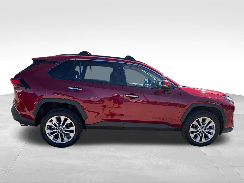 Used 2025 Toyota RAV4 Limited w/ Weather Package AWD/4WD image 7