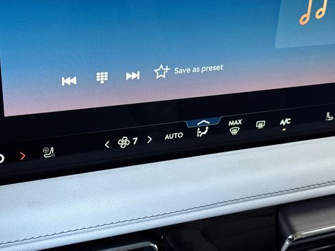 New 2026 Lincoln Aviator 2WD image 20