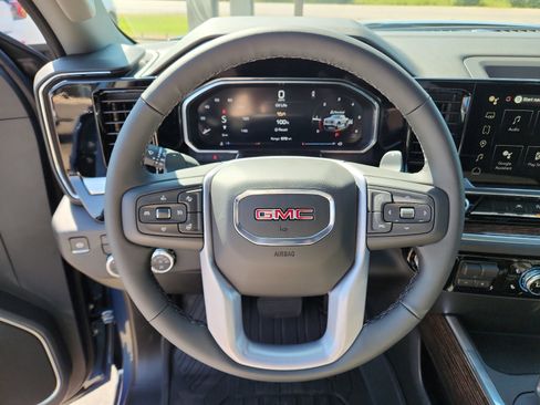 New 2026 GMC Sierra 1500 Elevation image 16