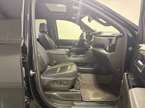 Used 2024 GMC Sierra 2500 AT4 w/ AT4 Premium Plus Package image 28