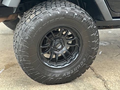 Used 2015 Jeep Wrangler Unlimited Sport w/ Quick Order Package 24S AWD/4WD image 5