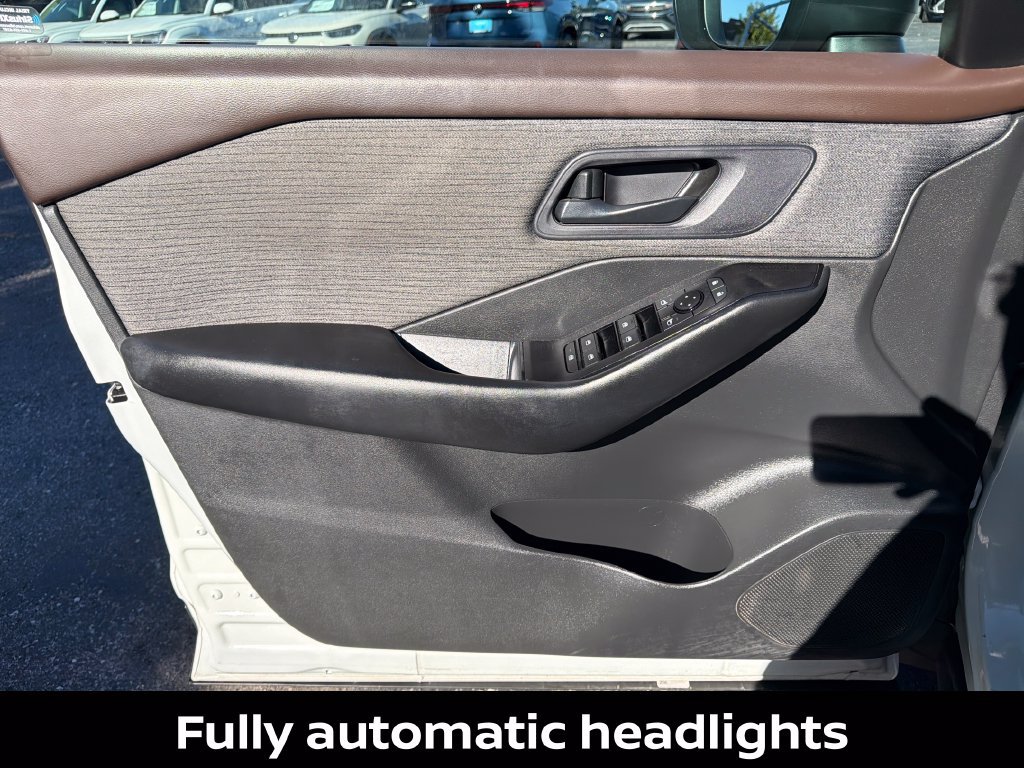 Certified 2023 Nissan Rogue S AWD/4WD image 12