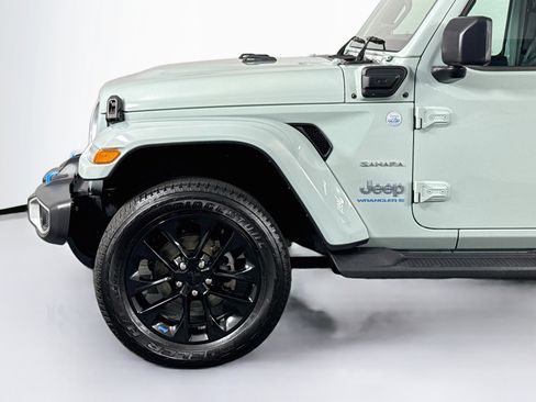 Used 2023 Jeep Wrangler Unlimited Sahara w/ Cold Weather Group AWD/4WD image 42