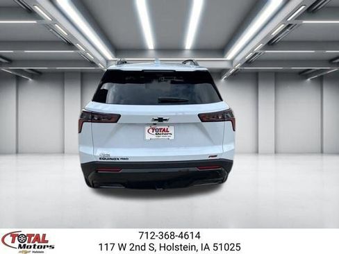 New 2026 Chevrolet Equinox RS w/ Convenience Package III AWD/4WD image 7