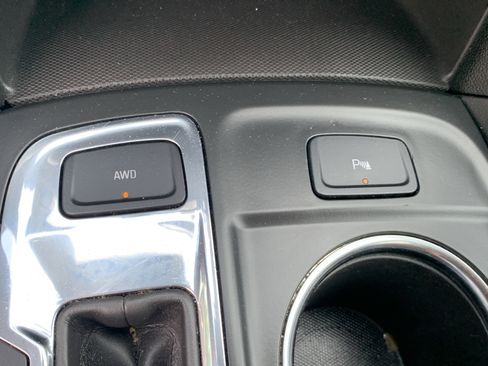 Used 2024 Chevrolet Equinox LT AWD/4WD image 26