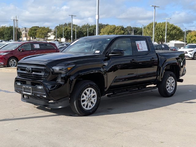 Used 2025 Toyota Tacoma SR5 AWD/4WD image 10