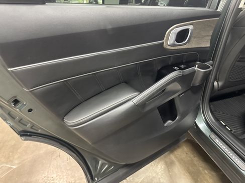 Used 2022 Kia Sorento SX Prestige image 45