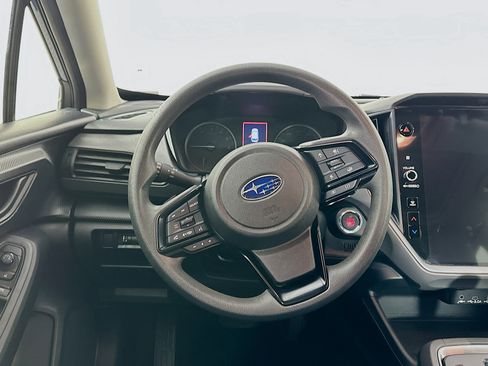 Used 2024 Subaru Crosstrek 2.0i Premium image 17
