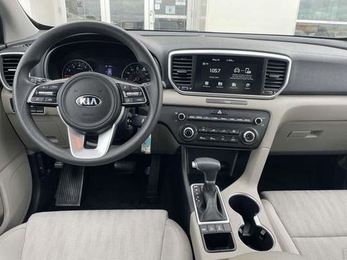 Used 2022 Kia Sportage LX image 14