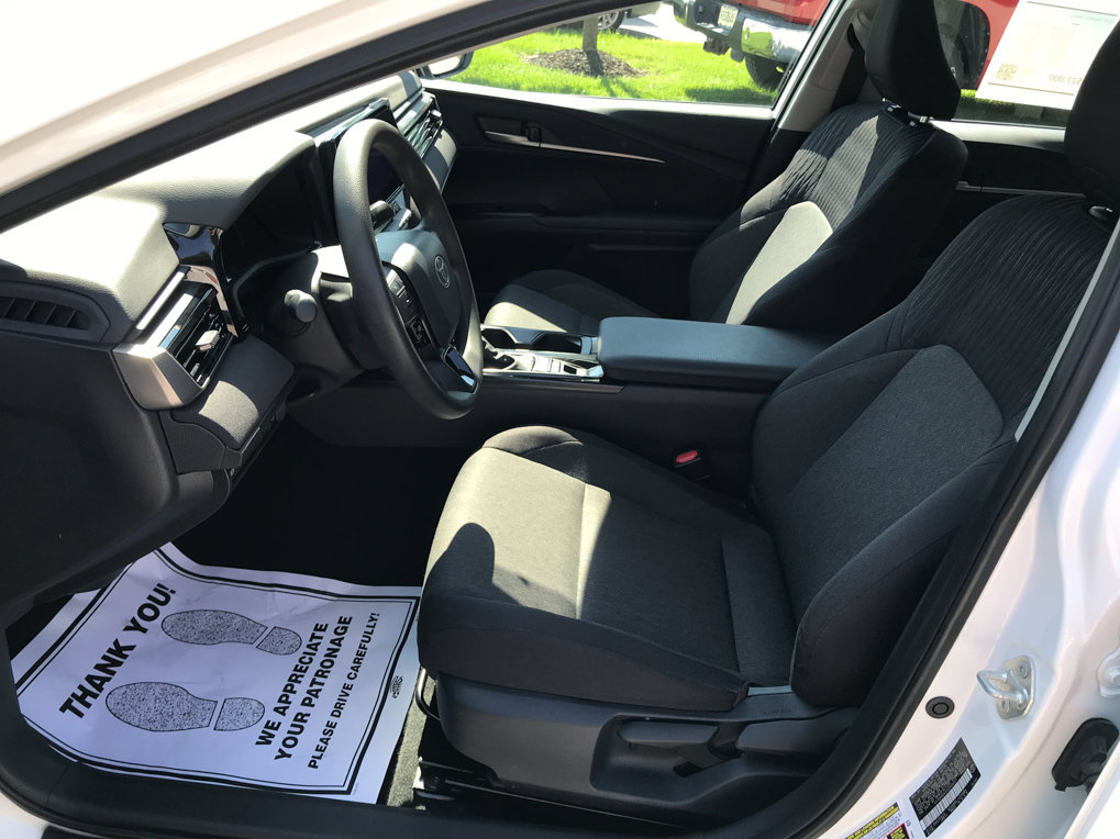 Certified 2025 Toyota Camry LE FWD image 23