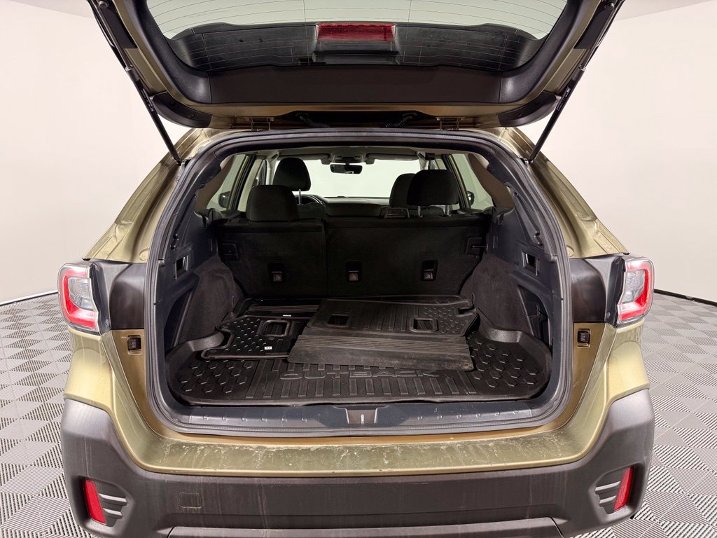 Used 2020 Subaru Outback Premium AWD/4WD image 13