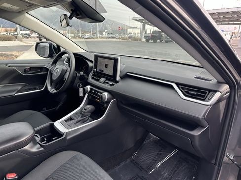 Used 2025 Toyota RAV4 LE image 20