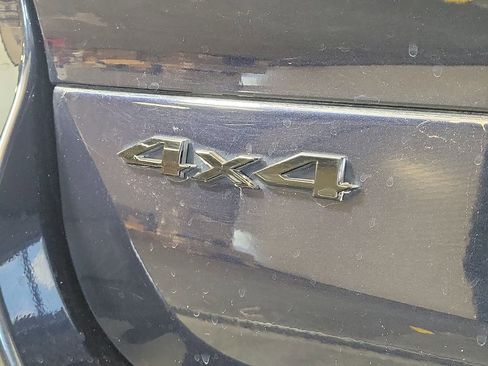 Used 2024 Jeep Grand Cherokee L Limited w/ Luxury Tech Group II image 8