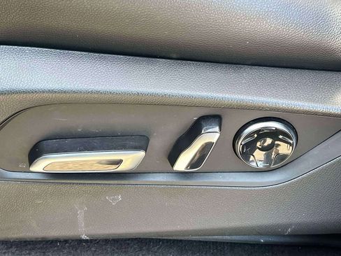 Used 2023 Acura MDX SH-AWD image 19