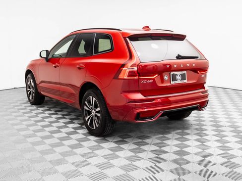 Used 2025 Volvo XC60 B5 Core w/ Protection Package Premier image 3
