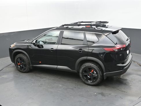 New 2026 Nissan Rogue SV image 34