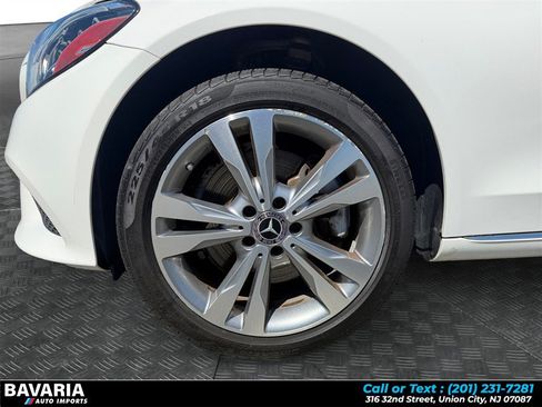 Used 2019 Mercedes-Benz C 300 4MATIC Sedan image 9