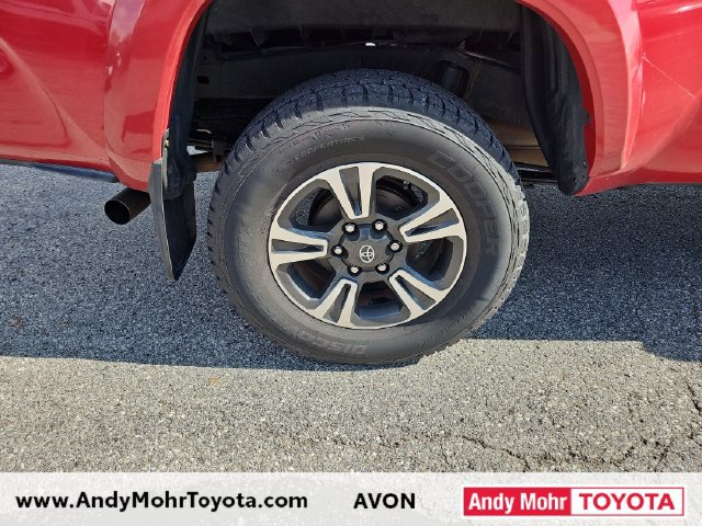 Used 2016 Toyota Tacoma TRD Sport w/ Towing Package AWD/4WD image 21