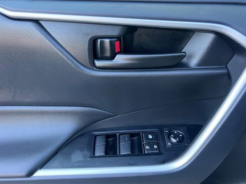 Certified 2025 Toyota RAV4 LE image 13