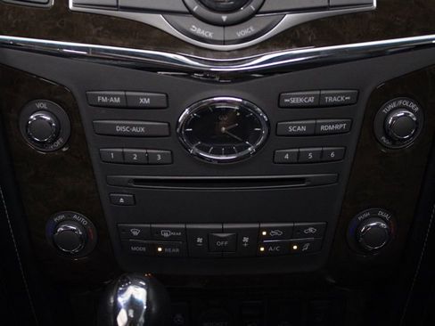 Used 2016 INFINITI QX80 4WD w/ 22" Wheel Package image 27