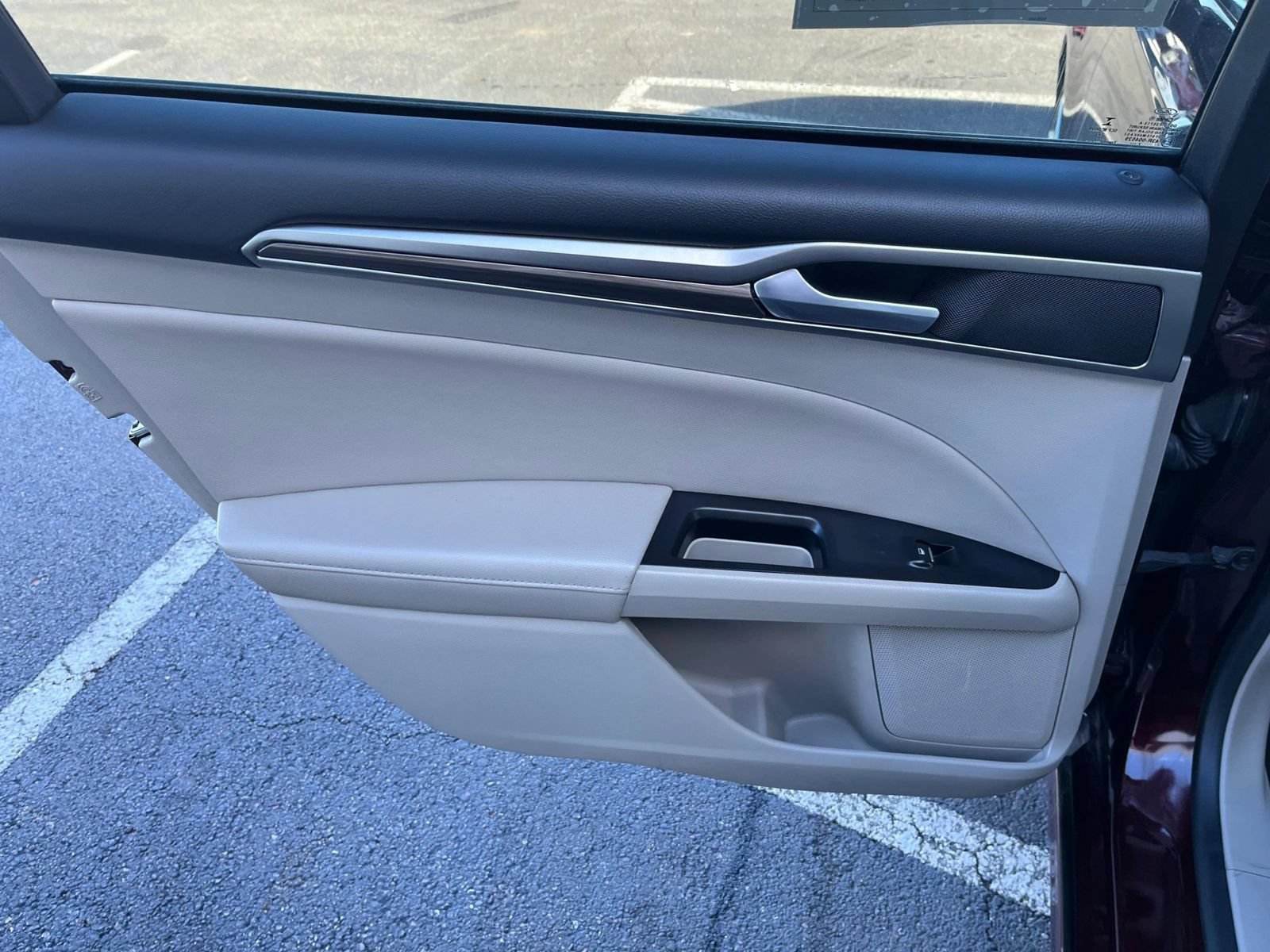 Used 2018 Ford Fusion SE w/ Fusion SE Technology Package FWD image 41