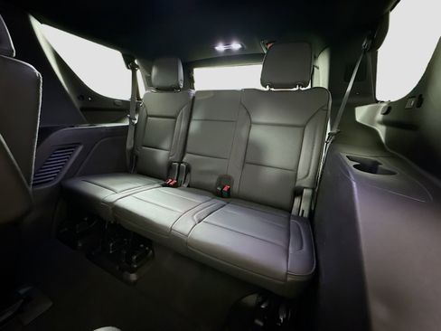 Used 2021 GMC Yukon Denali w/ Denali Premium Package AWD/4WD image 42