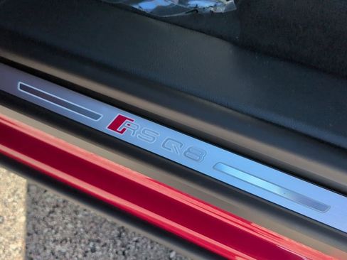 New 2025 Audi RS Q8 performance image 11