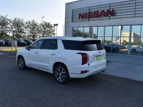 Used 2021 Hyundai Palisade Limited FWD image 6