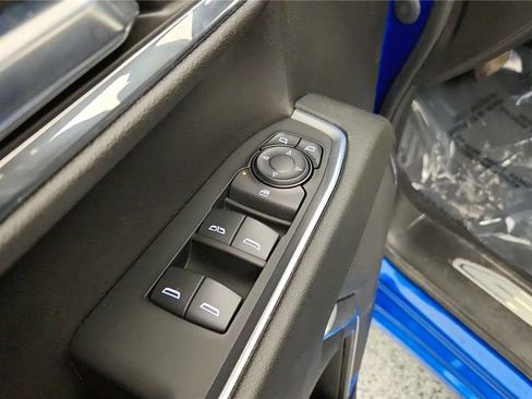 Used 2023 Chevrolet Silverado 1500 LT w/ Z71 Off-Road Package AWD/4WD image 30