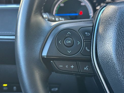 Used 2023 Toyota Venza Nightshade image 27