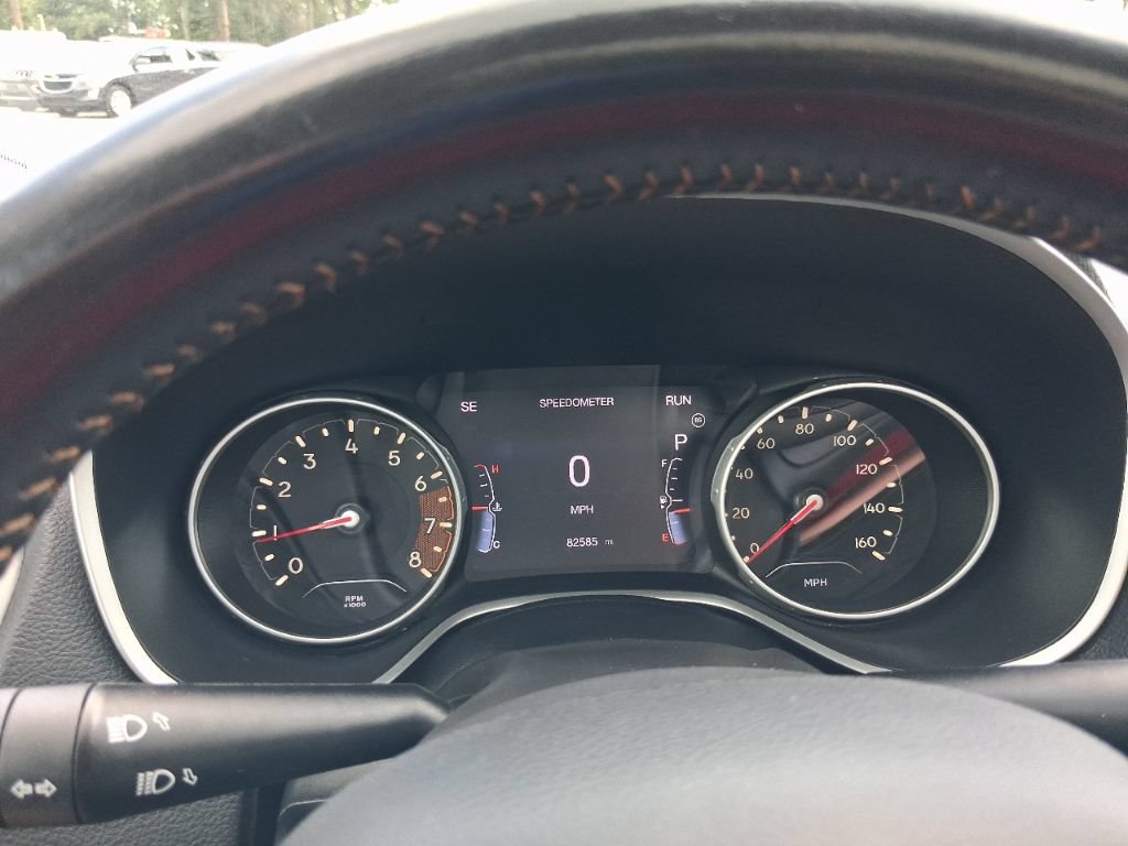 Used 2020 Jeep Compass Latitude w/ Popular Equipment Group FWD image 11