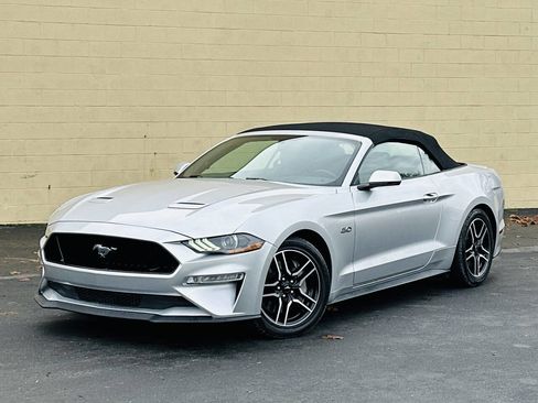 Used 2019 Ford Mustang GT Premium image 4