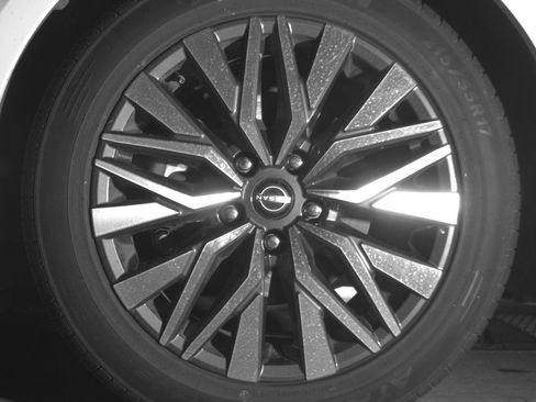 Used 2025 Nissan Altima 2.5 SV FWD image 12
