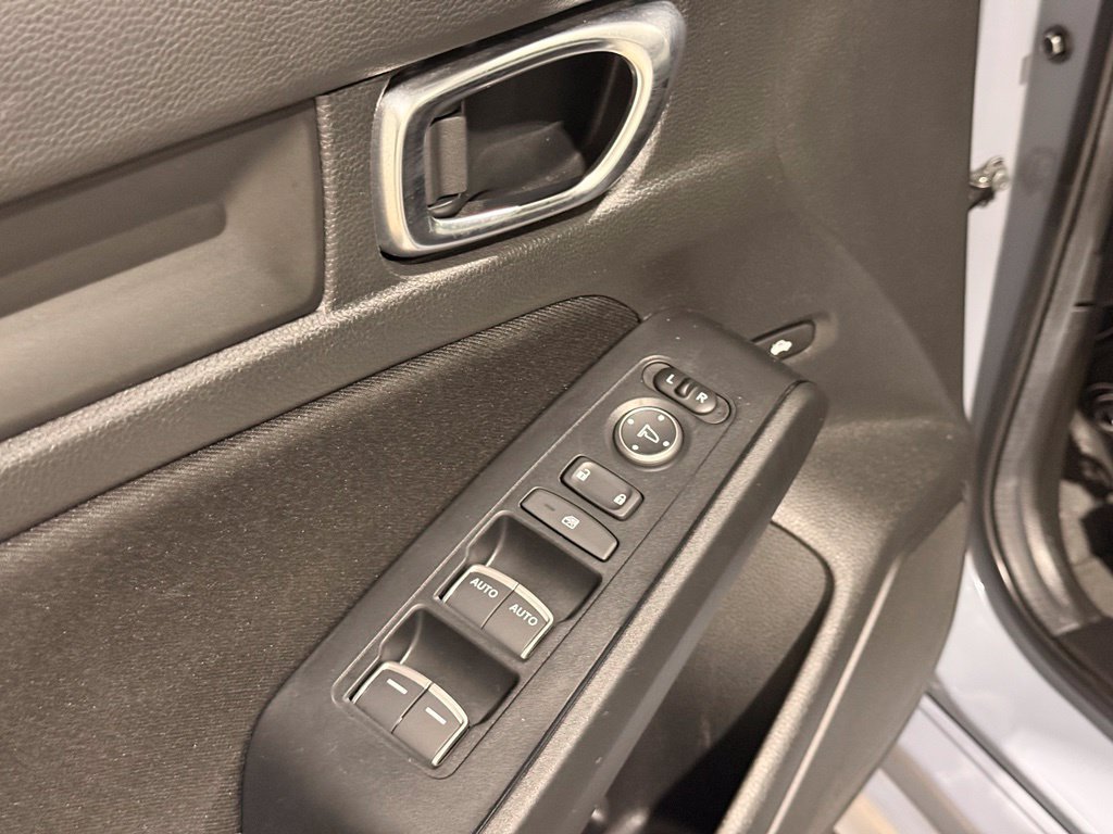 Used 2024 Honda Civic Sport image 13