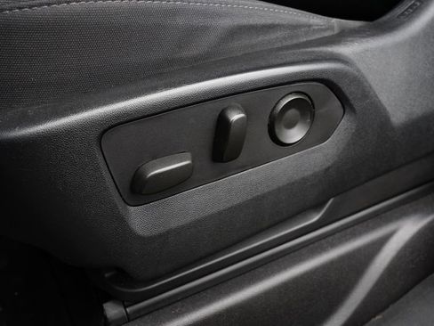 Used 2023 Chevrolet Tahoe LS RWD image 6