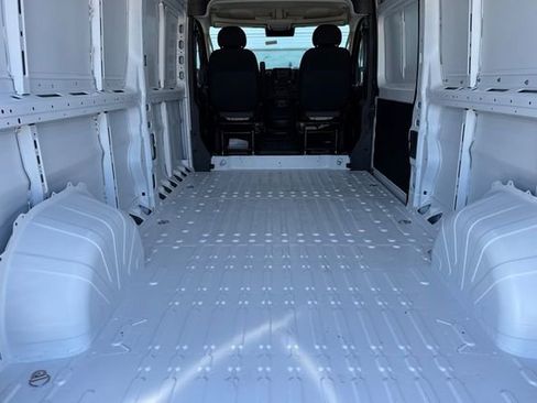 New 2024 RAM ProMaster 2500 w/ Convenience Group image 16