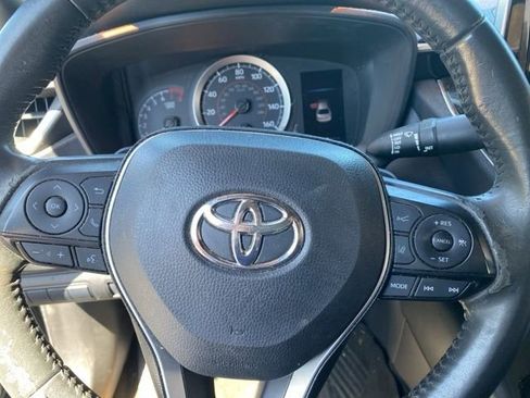 Used 2021 Toyota Corolla SE image 12