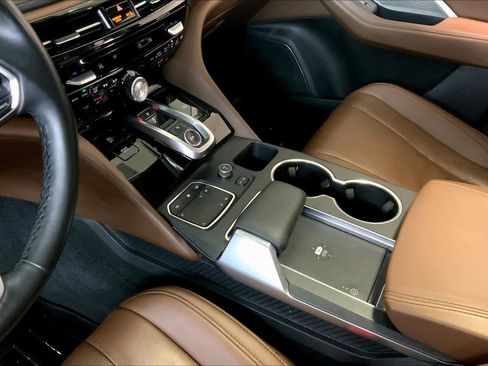 Used 2022 Acura MDX SH-AWD w/ Technology Package image 17