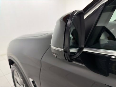 Certified 2023 BMW X3 xDrive30i w/ Premium Package image 9