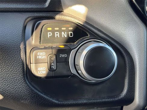 Used 2024 RAM 2500 Big Horn w/ Sport Appearance Package image 20