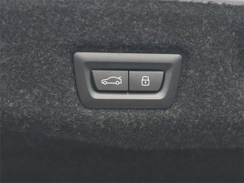 New 2026 BMW 530i w/ Premium Package image 24