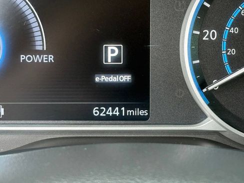 Used 2021 Nissan Leaf SV w/ SV Technology Package FWD image 30