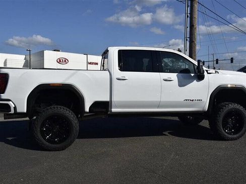 Used 2024 GMC Sierra 3500 AT4 w/ AT4 Preferred Package image 6