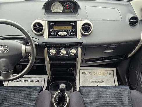 Used 2005 Scion xA image 21