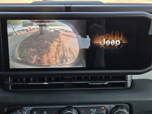 New 2026 Jeep Wrangler Unlimited Sport image 18